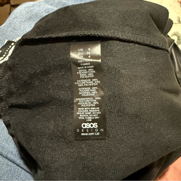 ASOS DESIGN Tall faux leather peg pant in black   US 4 Tall - Picture 6 of 10